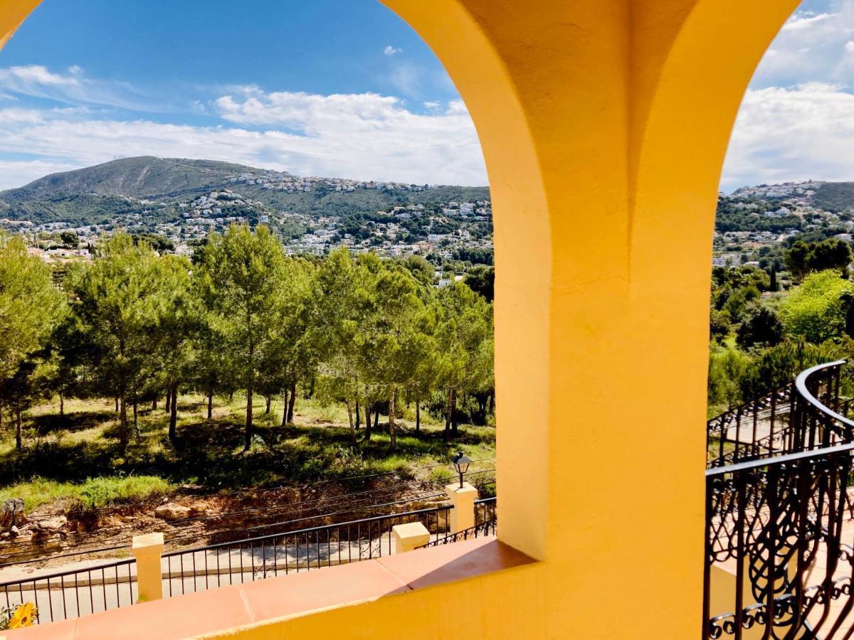 Apartamento Con Terraza En Complejo Con 2 Piscinas Apartment Moraira Exterior photo