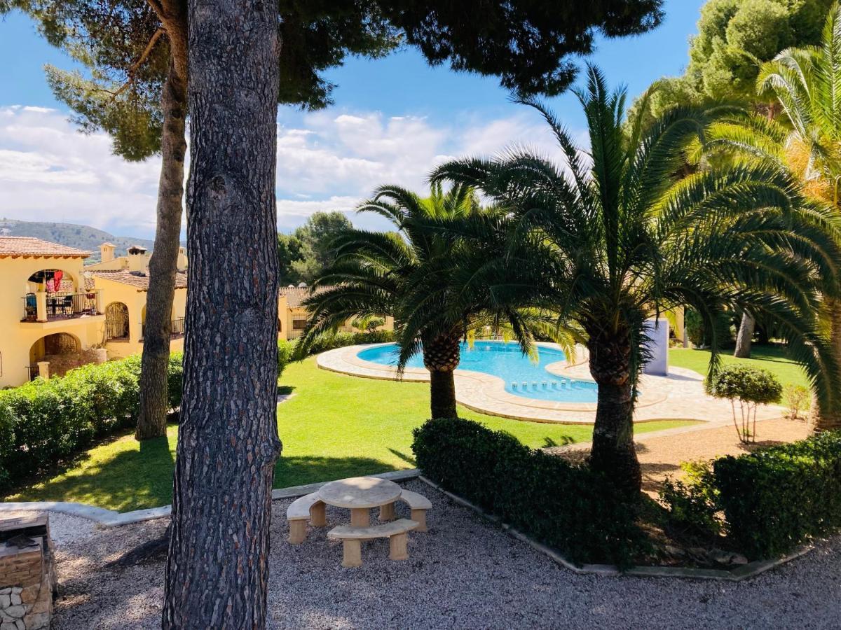 Apartamento Con Terraza En Complejo Con 2 Piscinas Apartment Moraira Exterior photo
