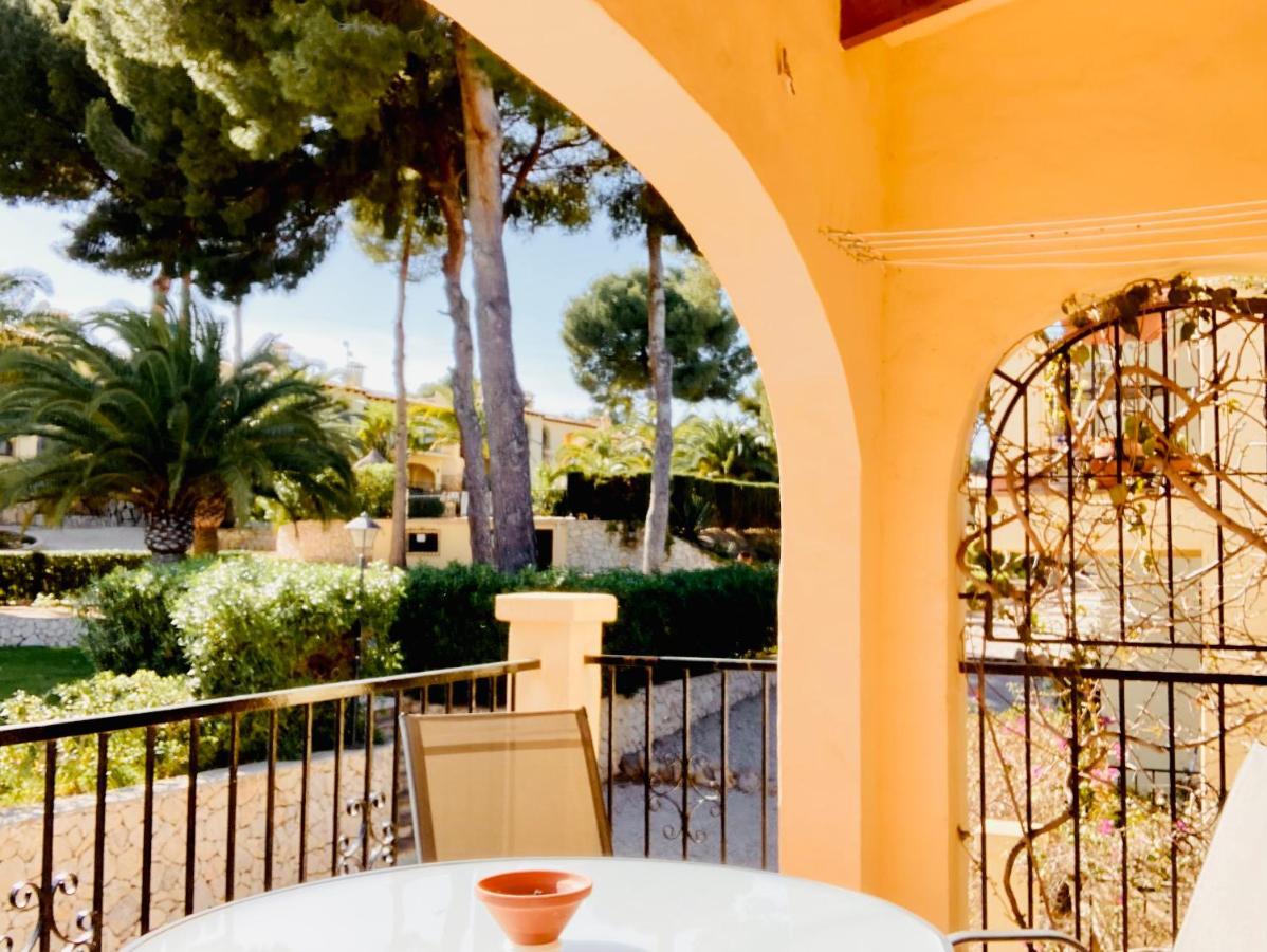 Apartamento Con Terraza En Complejo Con 2 Piscinas Apartment Moraira Exterior photo